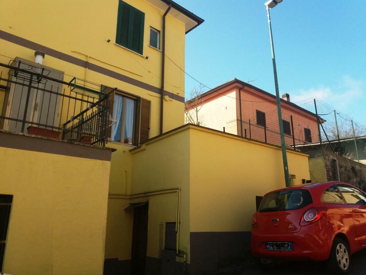 Giallo Sole กอลเลแฟร์โร ภายนอก รูปภาพ