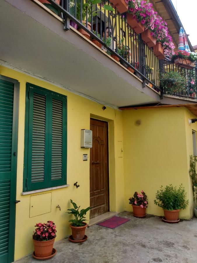 Giallo Sole กอลเลแฟร์โร ภายนอก รูปภาพ